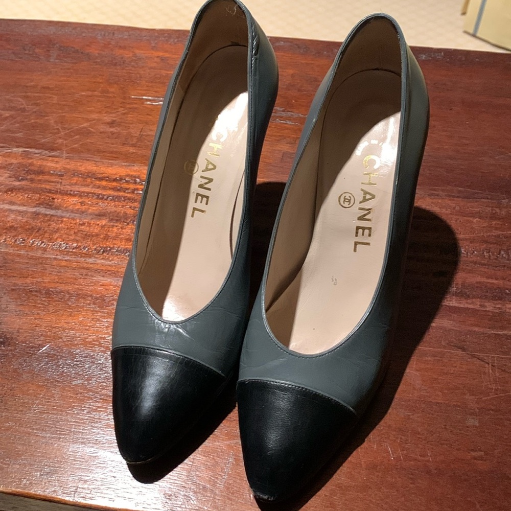 CHANEL Gray and Black Heels